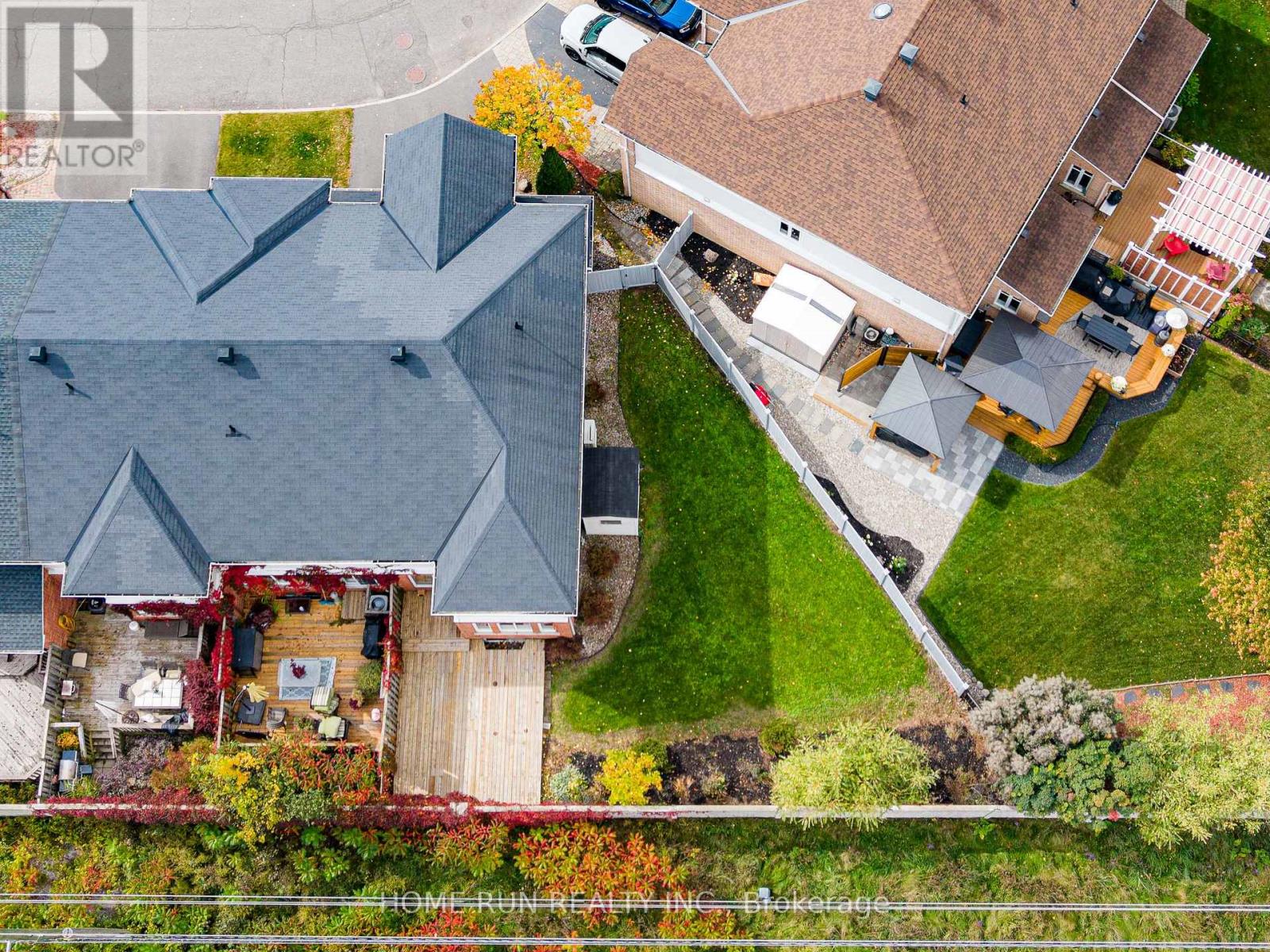 221 Royal Gala Private, Ottawa, Ontario  K1B 1C7 - Photo 4 - X13868396
