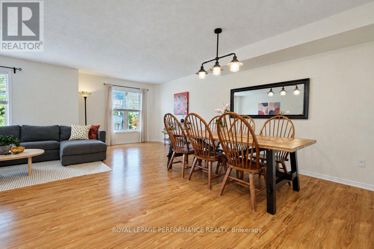 141 Arcola Private, Ottawa, Ontario  K1K 4W9 - Photo 13 - X13868512