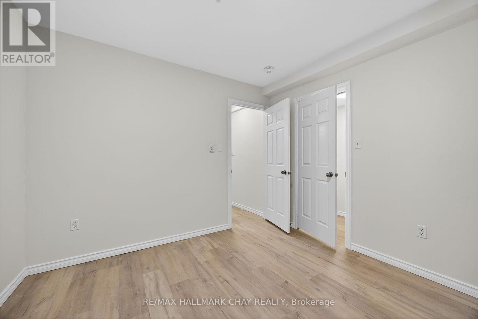 Lower - 158 Pringle Drive, Barrie, Ontario  L4N 0R3 - Photo 8 - S13867770