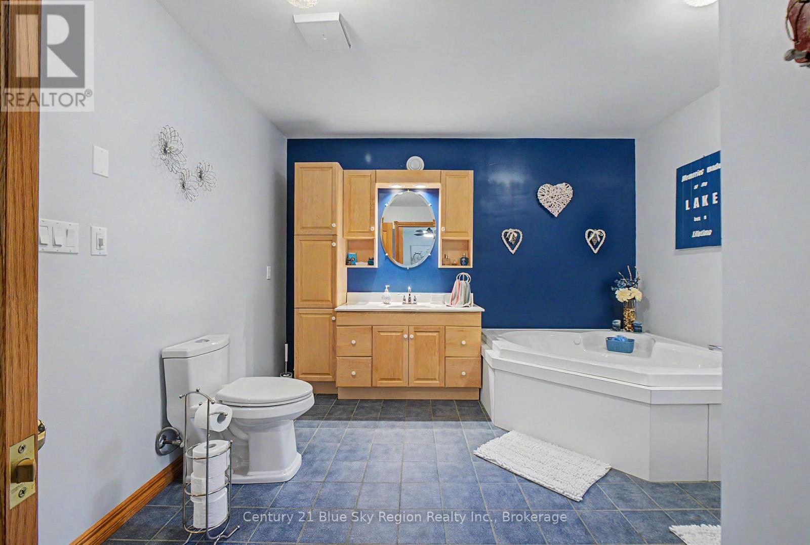 188 Paradis Street, West Nipissing, Ontario  P0H 2M0 - Photo 17 - X13868504