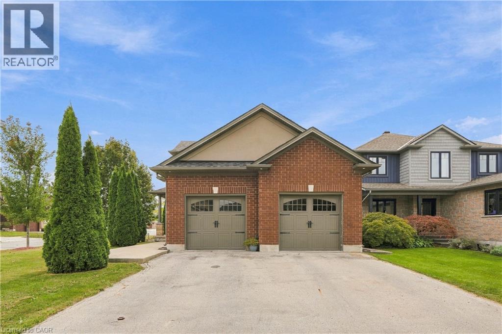 4530 Frances Crescent, Beamsville, Ontario  L0R 1B9 - Photo 2 - 40869440
