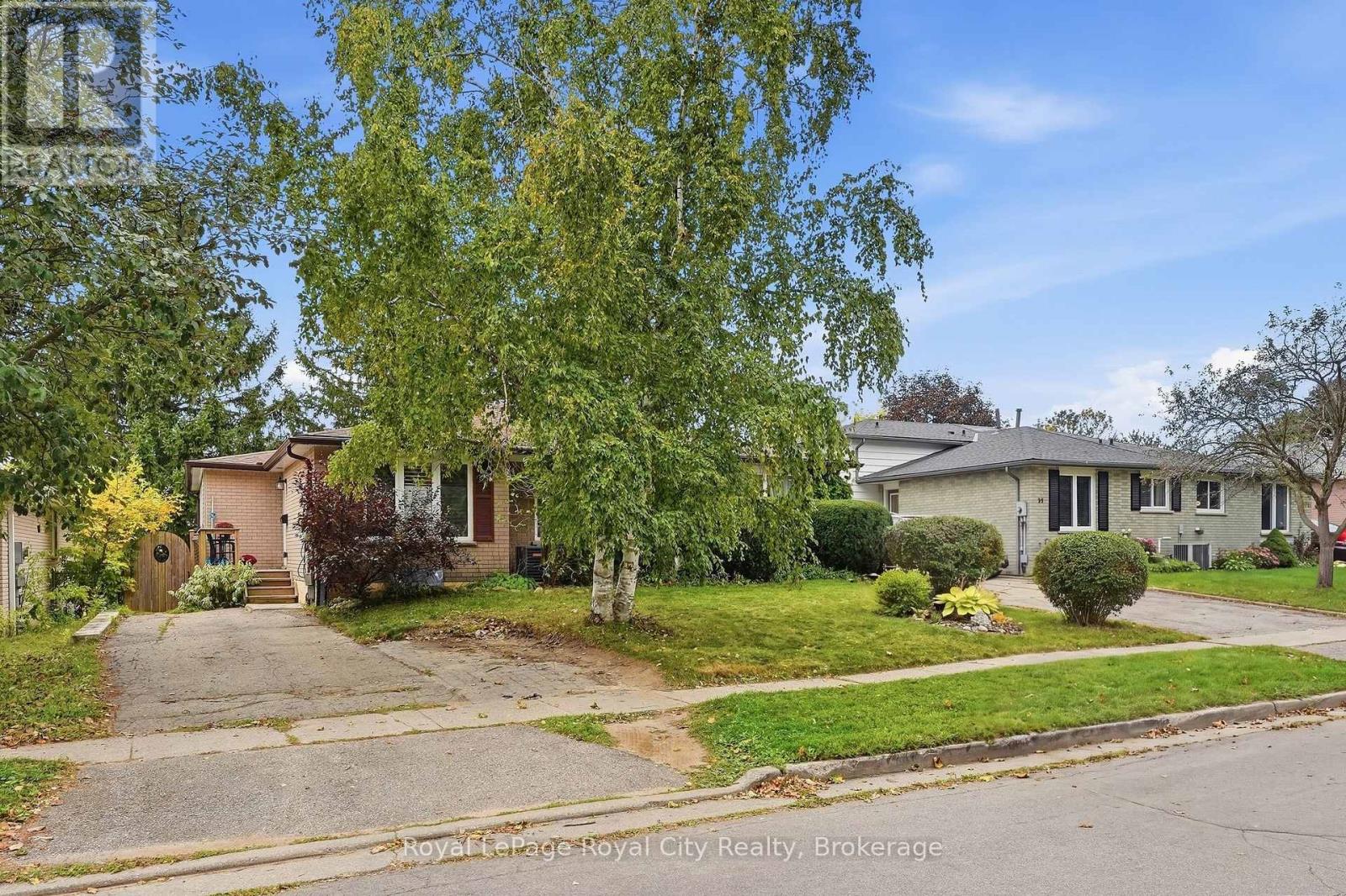 Upper - 37 Mcilwraith Crescent, Guelph, Ontario N1E 6J4 - Photo 26 - X13868496