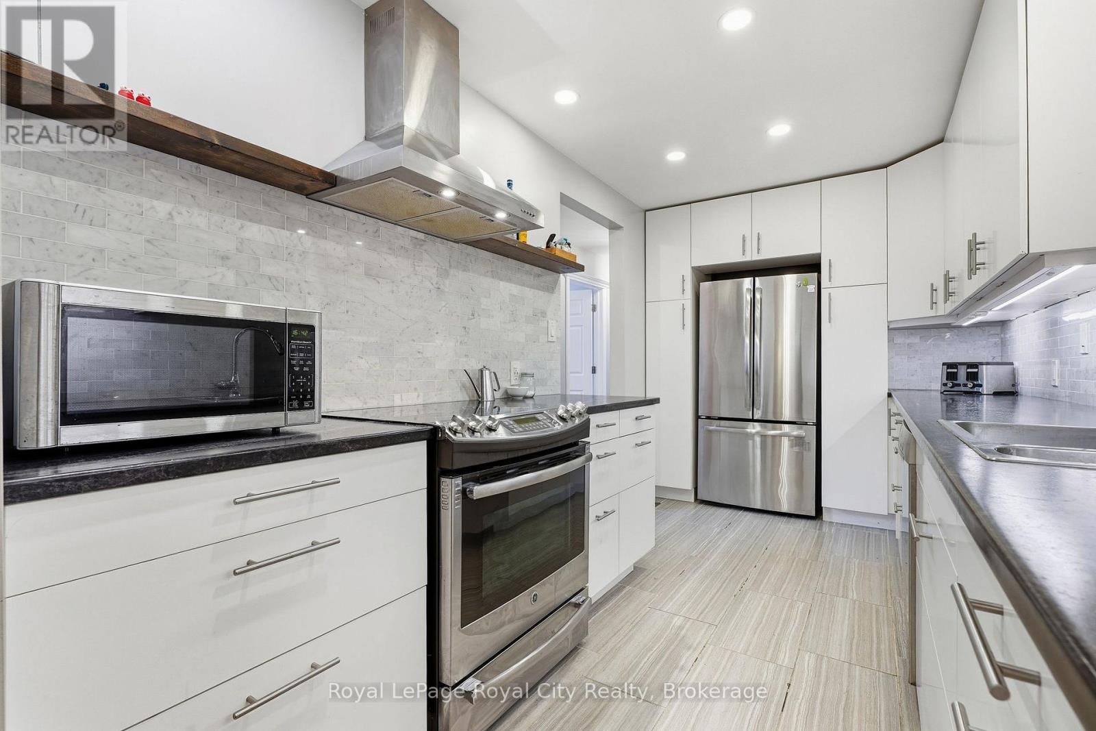 Upper - 37 Mcilwraith Crescent, Guelph, Ontario N1E 6J4 - Photo 7 - X13868496