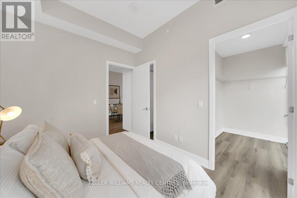 2606 - 8 Cumberland Street, Toronto, Ontario  M4W 0B6 - Photo 13 - C13868366