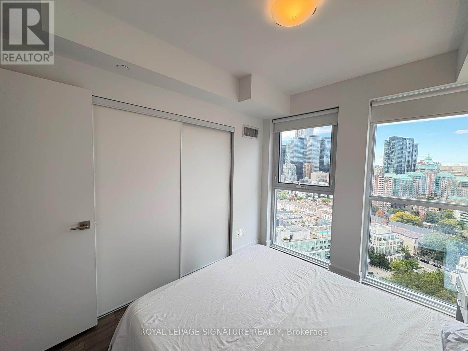 2210 - 159 Wellesley Street, Toronto, Ontario  M4Y 0H5 - Photo 10 - C13868374