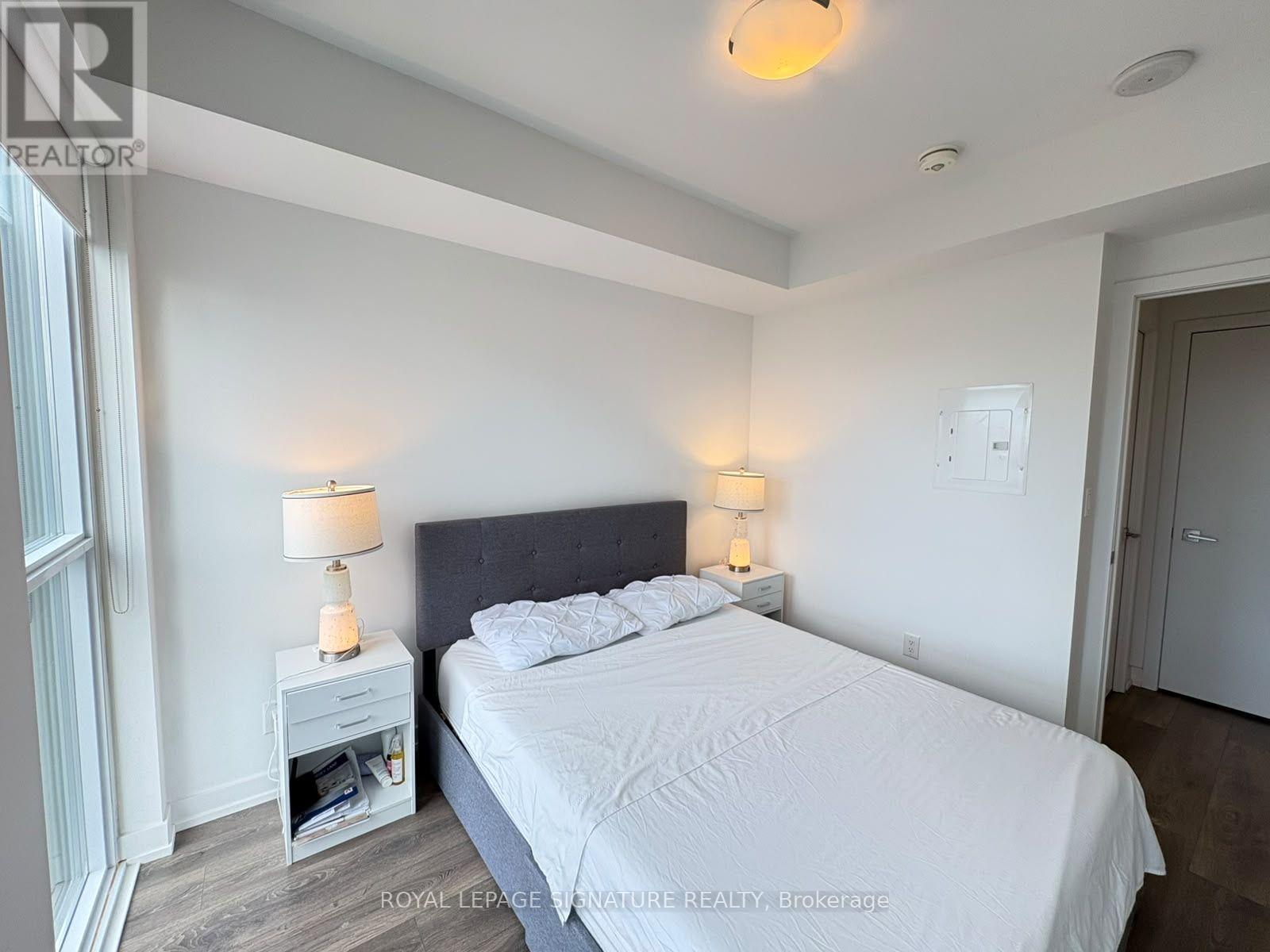 2210 - 159 Wellesley Street, Toronto, Ontario  M4Y 0H5 - Photo 6 - C13868374