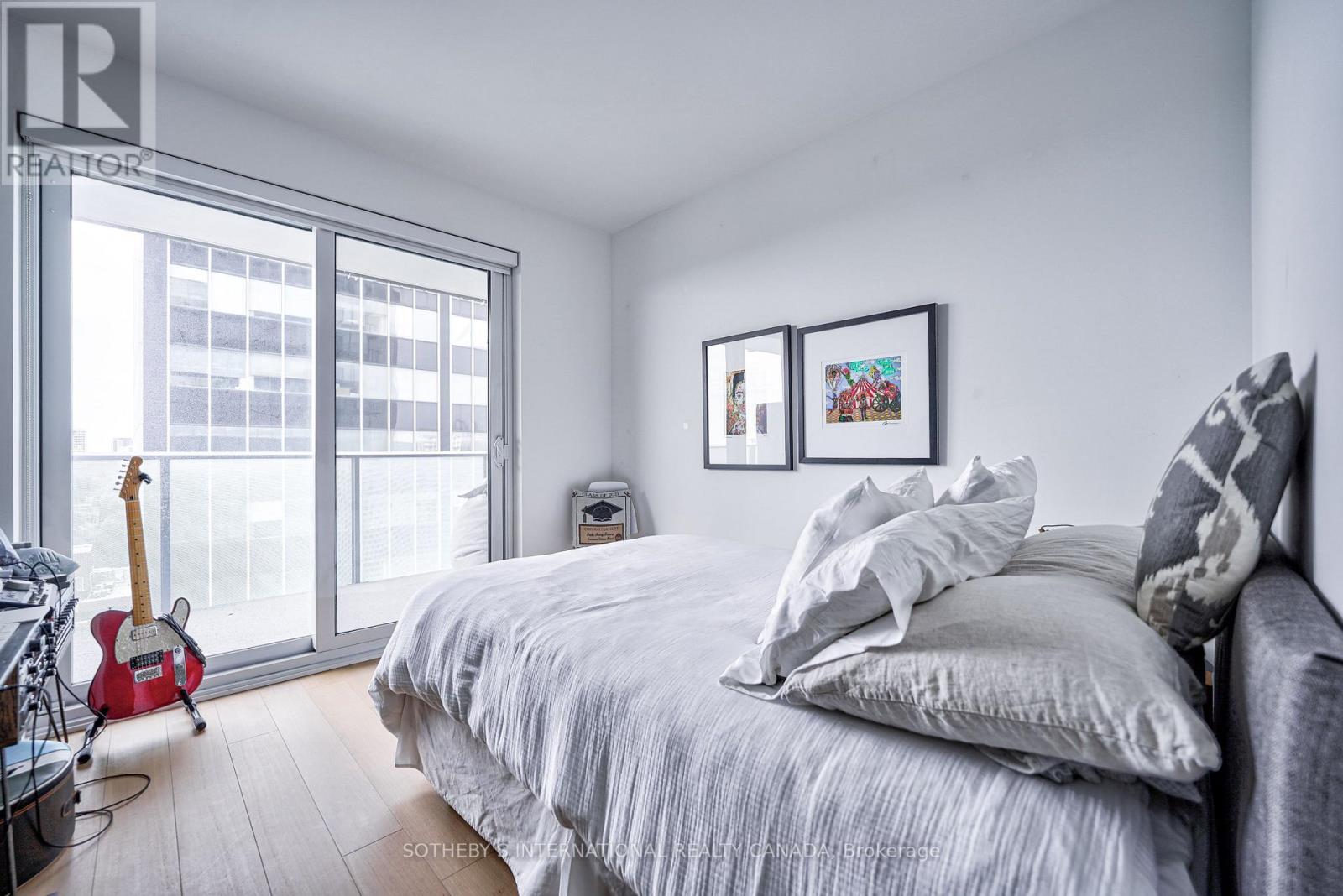 1402 - 99 Foxbar Road, Toronto, Ontario  M4V 0B2 - Photo 21 - C13868450