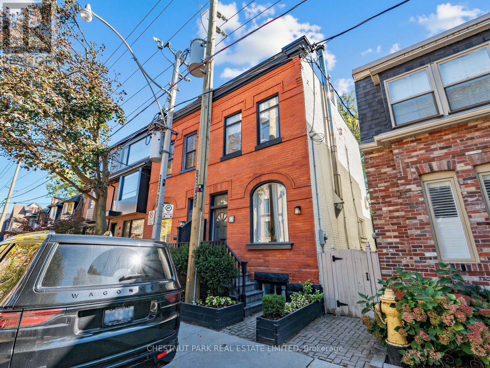 63 Alcorn Avenue, Toronto, Ontario  M4V 1E5 - Photo 2 - C13868462