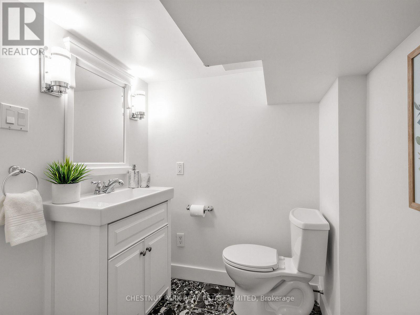 63 Alcorn Avenue, Toronto, Ontario  M4V 1E5 - Photo 31 - C13868462