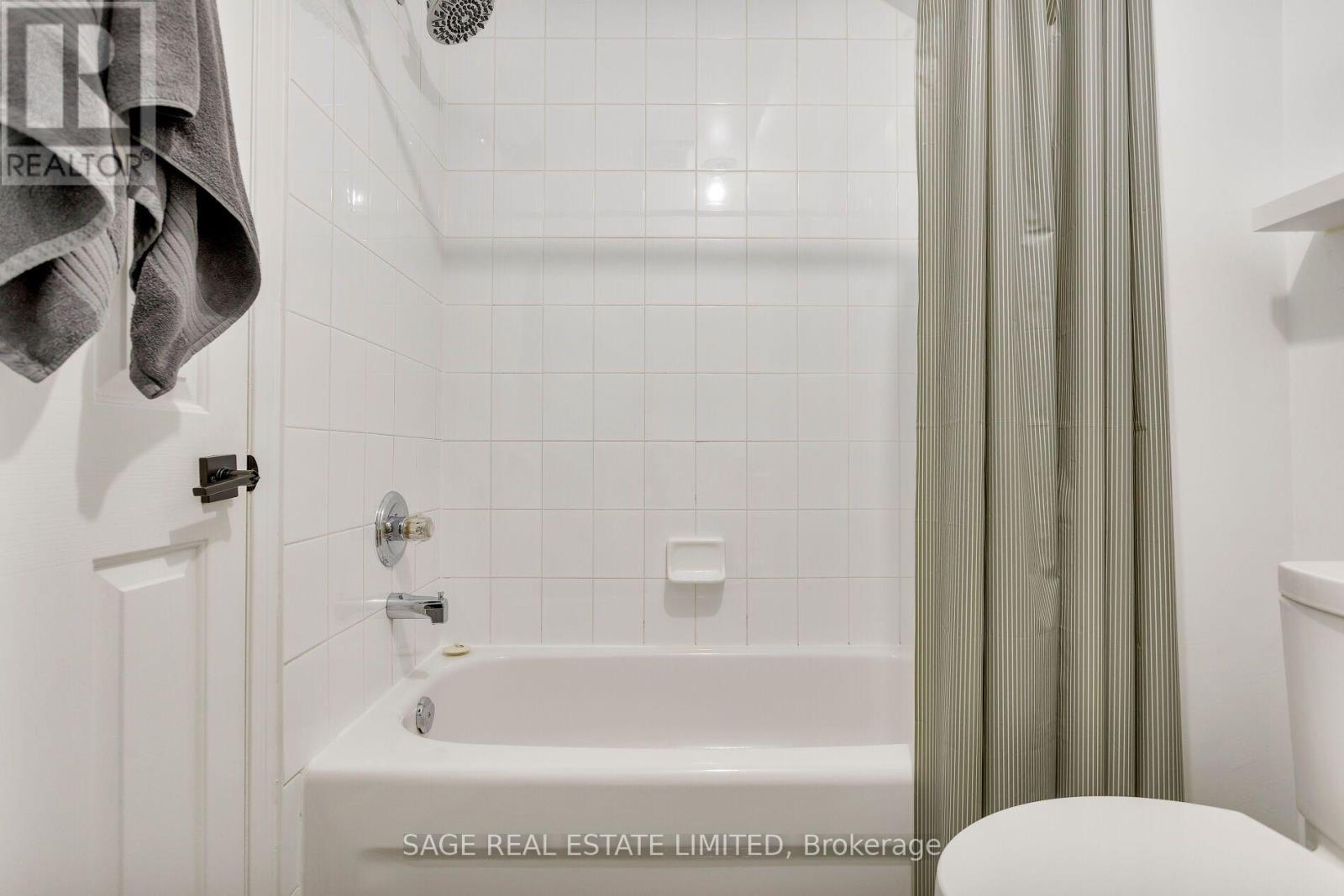 1176 Shaw Street, Toronto, Ontario  M6G 3N6 - Photo 41 - C13868484