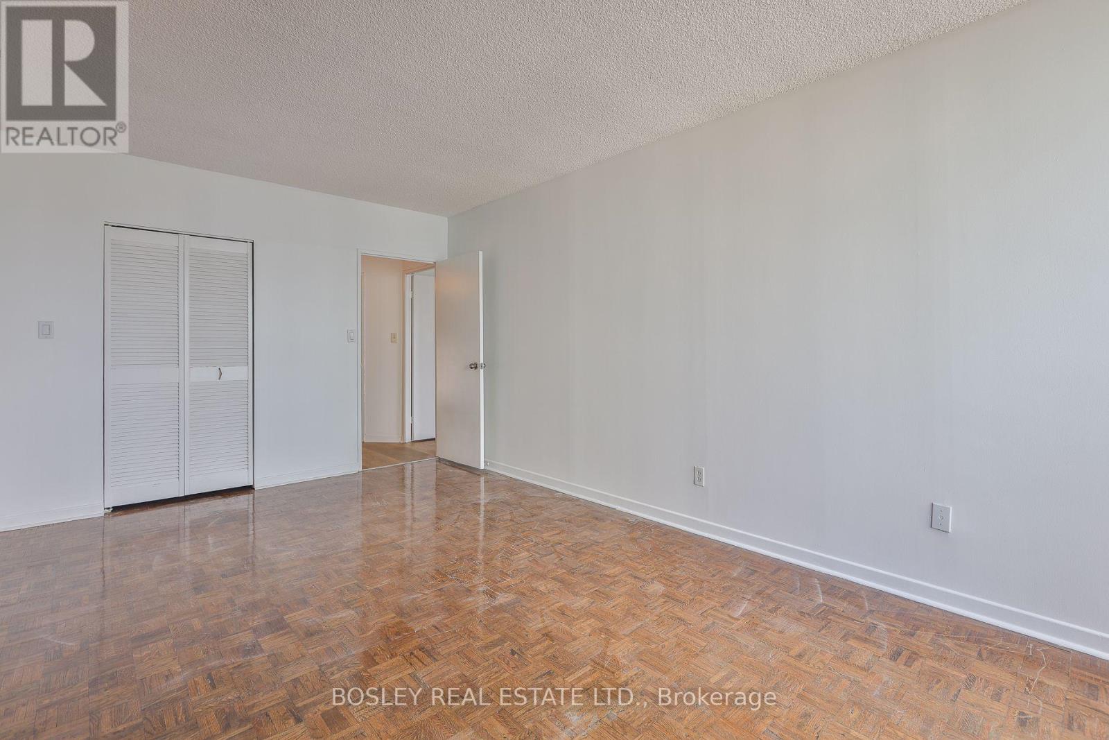2825 - 33 Harbour Square, Toronto, Ontario  M5J 2Z6 - Photo 13 - C13868510