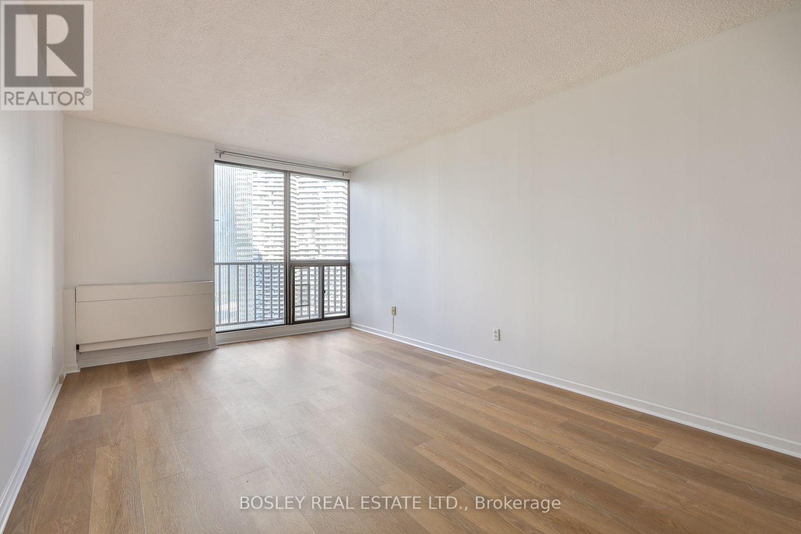 2825 - 33 Harbour Square, Toronto, Ontario  M5J 2Z6 - Photo 15 - C13868510