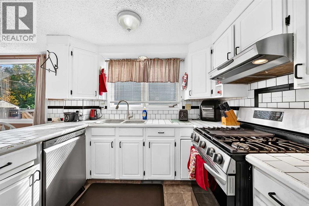 102 4 Avenue Se, High River, Alberta T1V 1G3 - Photo 14 - A2348611
