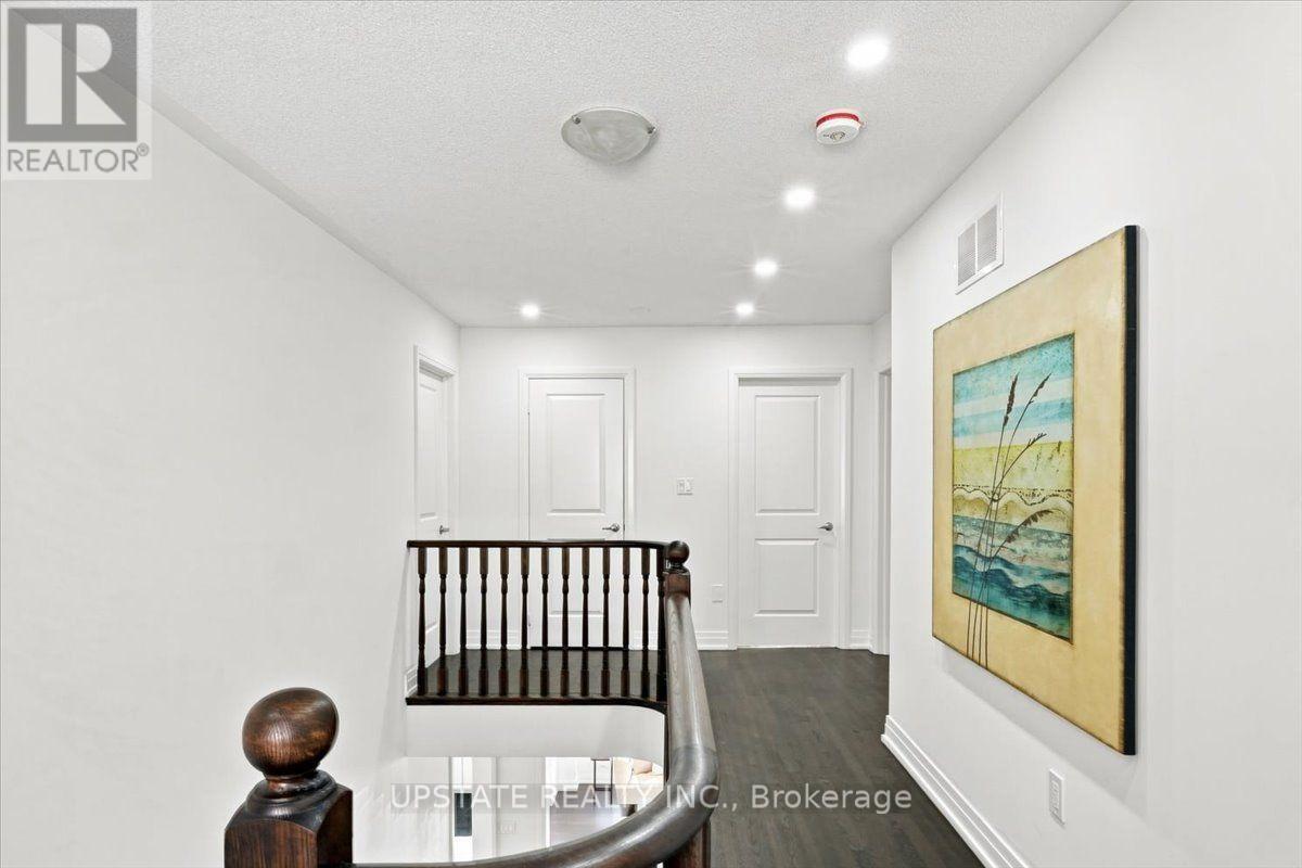 18 Blenheim Circle, Whitby, Ontario  L1P 0E2 - Photo 33 - E13868520