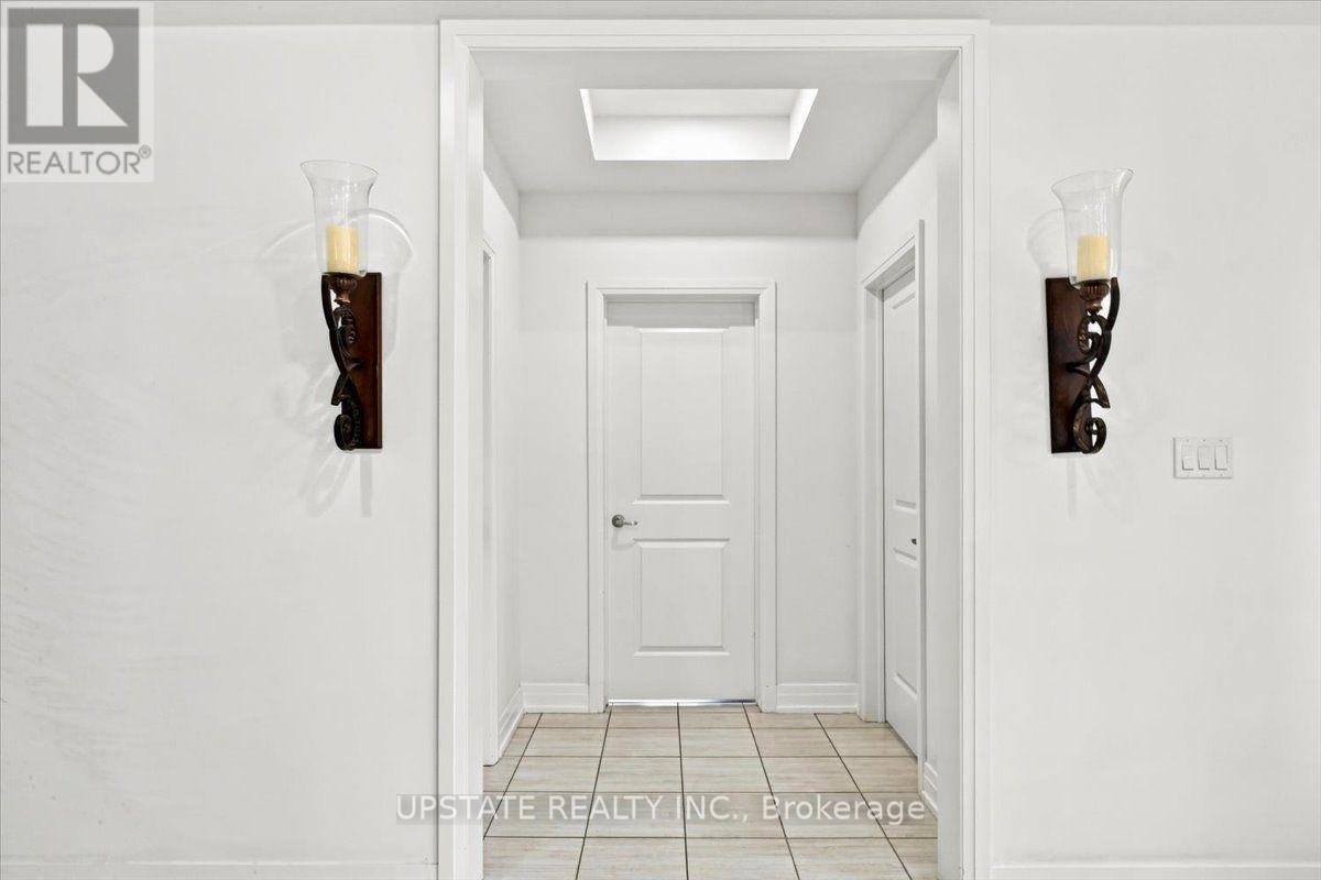 18 Blenheim Circle, Whitby, Ontario  L1P 0E2 - Photo 41 - E13868520