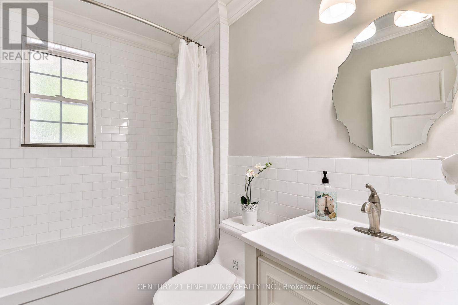 8 Lester B Pearson Street, Vaughan, Ontario  L0J 1C0 - Photo 14 - N13868230