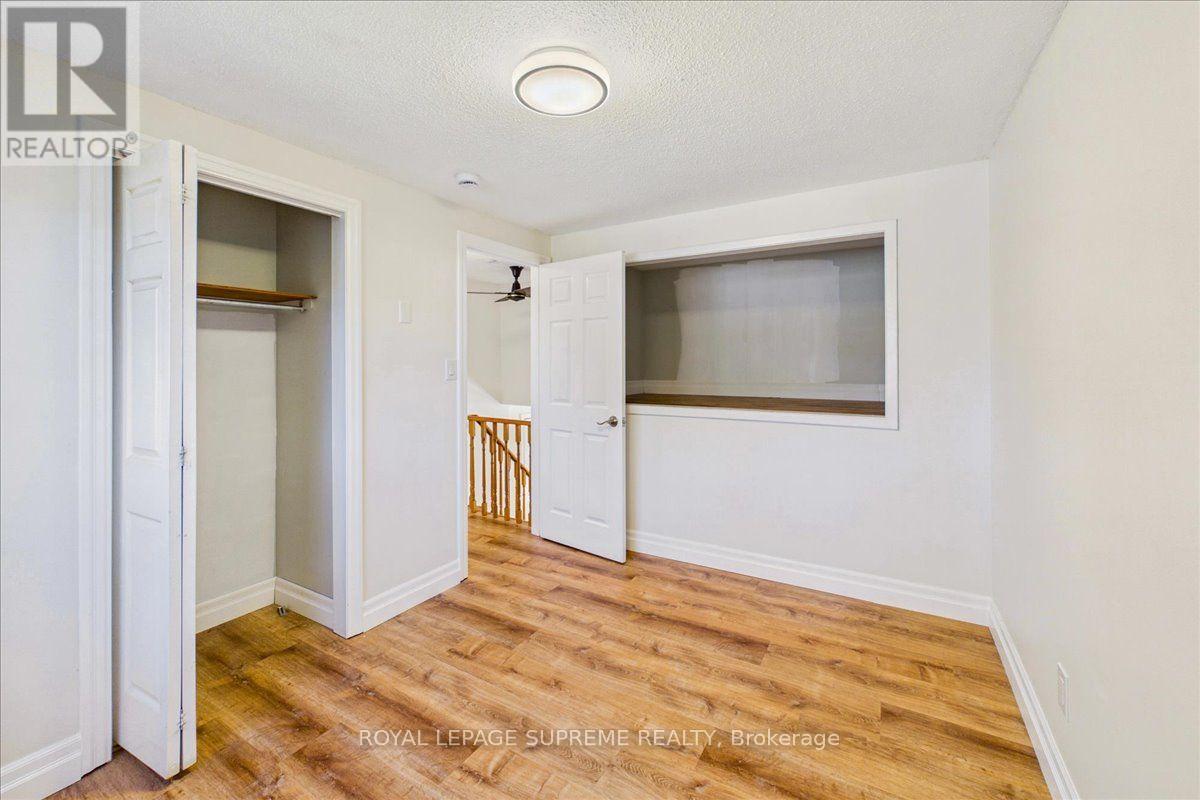 Upper - 46 Ridgeway Avenue, Barrie (Allandale Heights), Ontario  L4N 5L2 - Photo 17 - S13868324