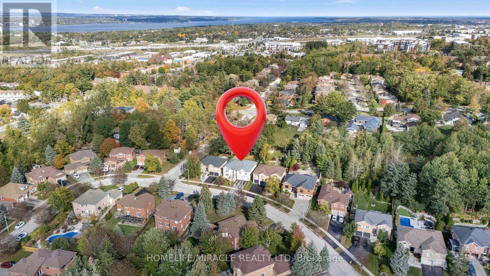 30 Dove Crescent, Barrie (Ardagh), Ontario  L4N 7Z3 - Photo 4 - S13868468