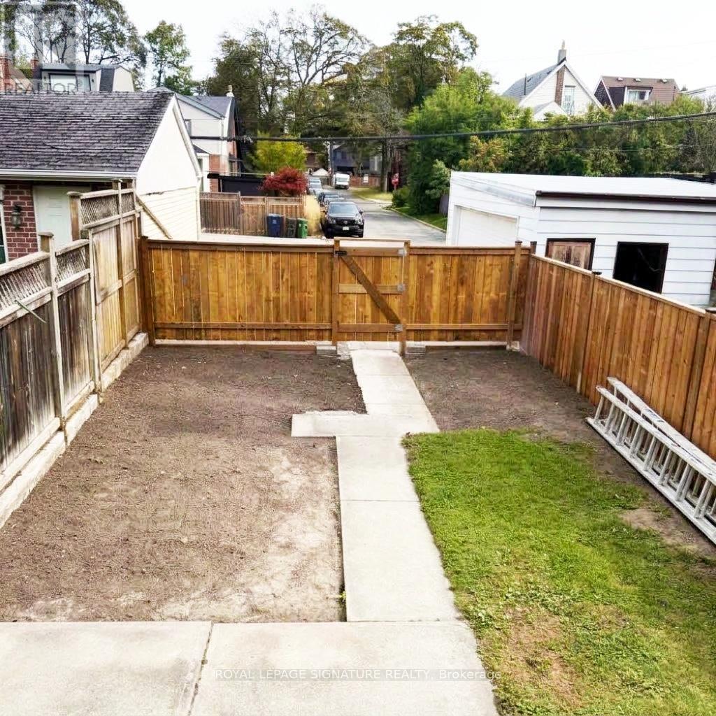 45 Eaton Avenue, Toronto, Ontario  M4J 2Z4 - Photo 7 - E13866114
