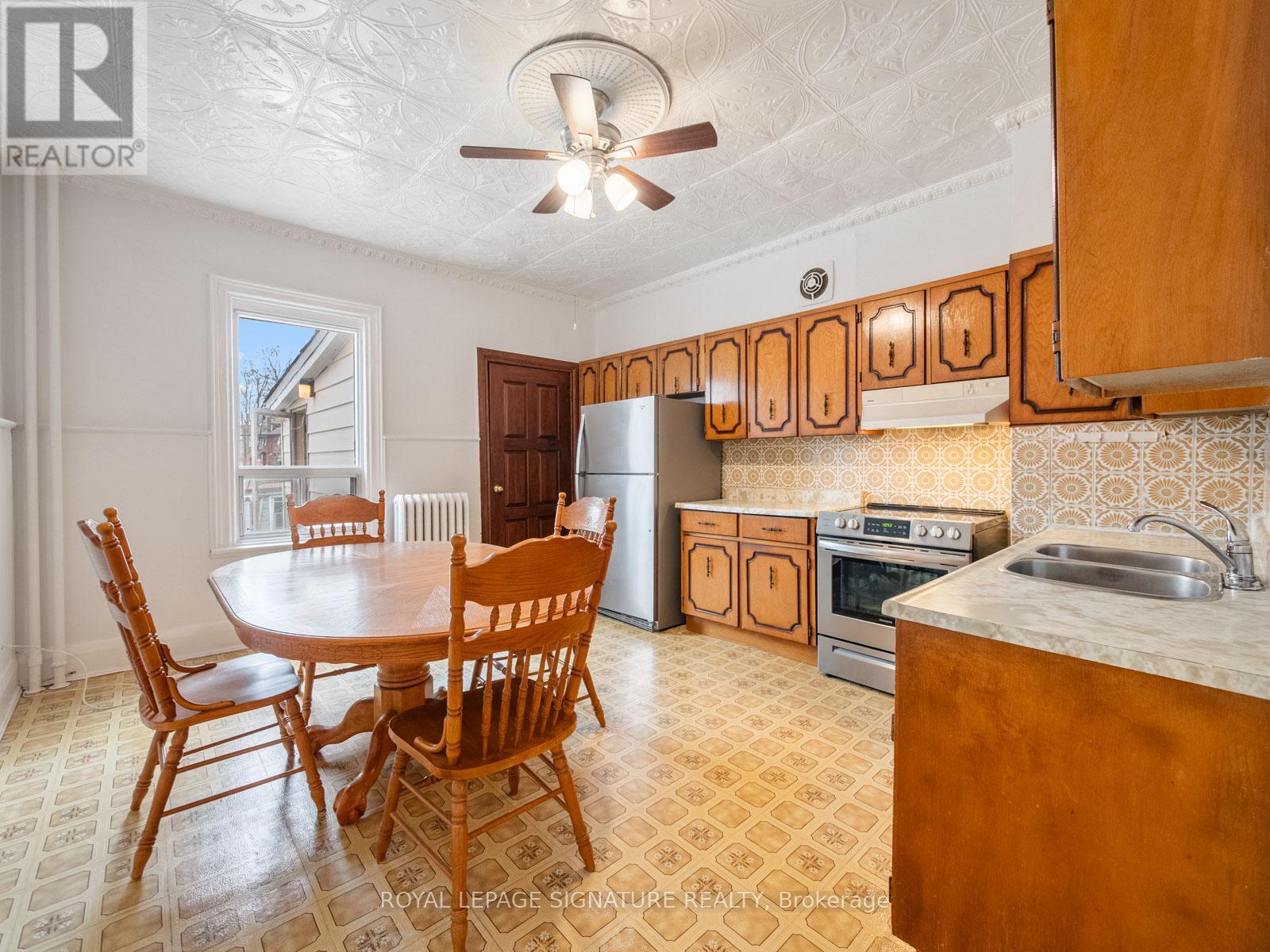 45 Eaton Avenue, Toronto, Ontario  M4J 2Z4 - Photo 14 - E13866114