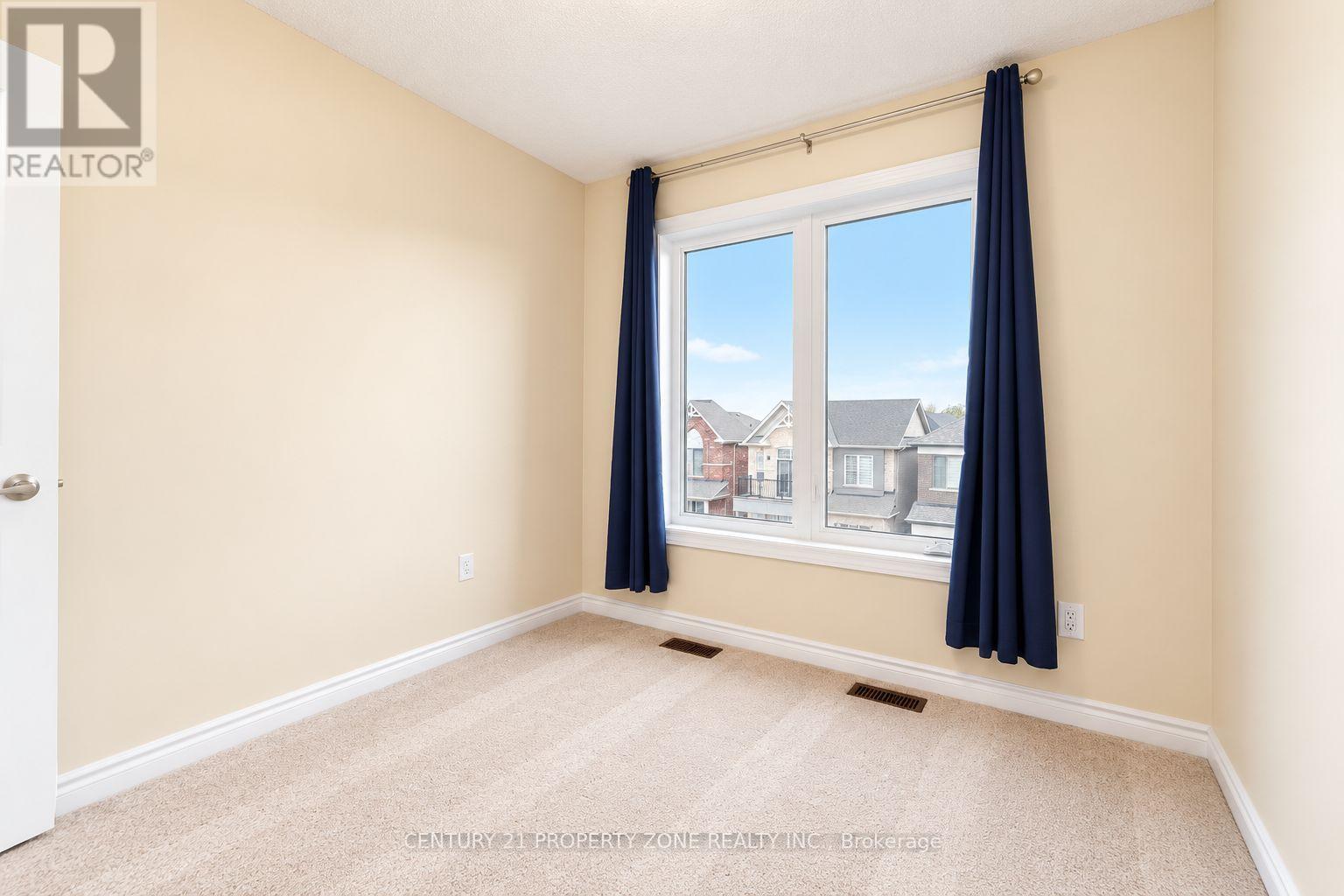 43 Minnock Street, Caledon, Ontario  L7C 4K9 - Photo 5 - W13868242