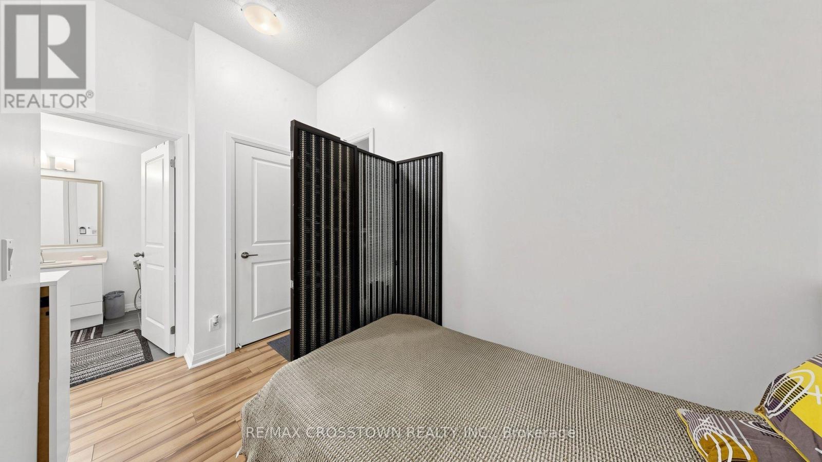 402 - 75 Eglinton Avenue W, Mississauga, Ontario  L5R 0E5 - Photo 23 - W13868312
