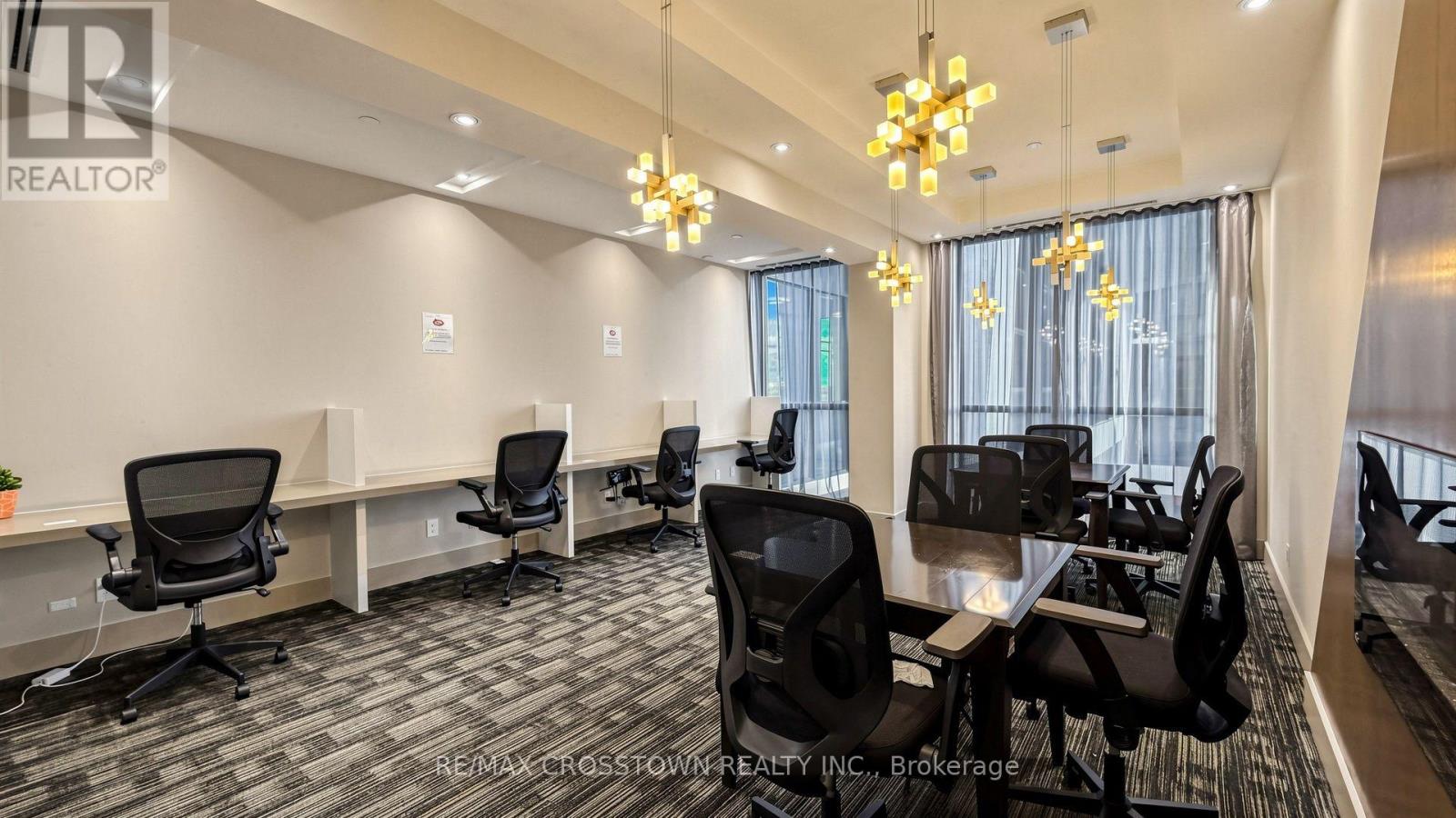 402 - 75 Eglinton Avenue W, Mississauga, Ontario  L5R 0E5 - Photo 37 - W13868312