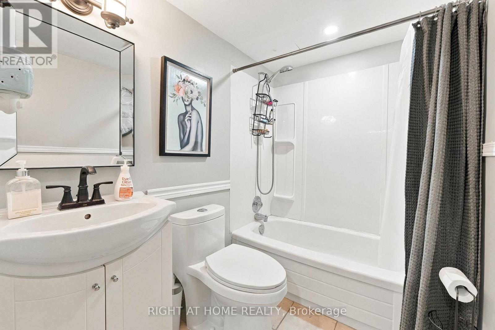1963 Carrera Lane, Mississauga, Ontario  L5J 1C6 - Photo 34 - W13868314