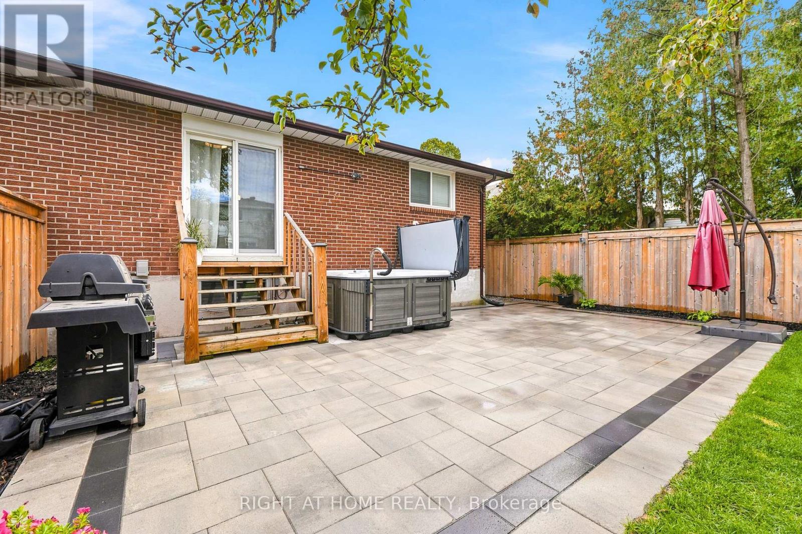 1963 Carrera Lane, Mississauga, Ontario  L5J 1C6 - Photo 48 - W13868314