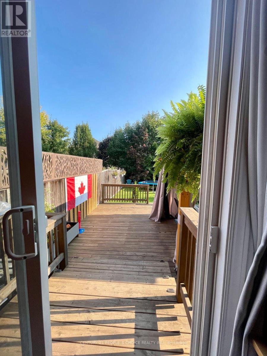 98 Niagara Trail, Halton Hills, Ontario  L7G 0A8 - Photo 16 - W13868498