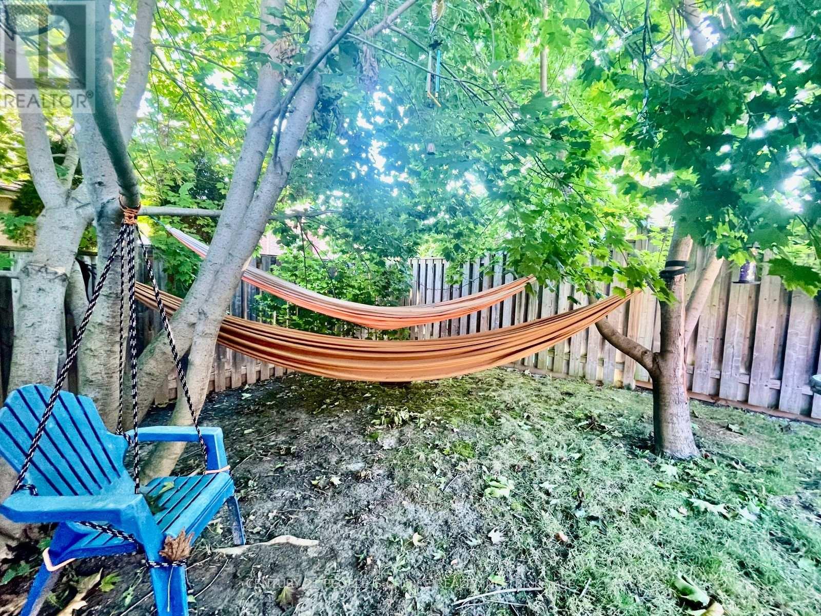 98 Niagara Trail, Halton Hills, Ontario  L7G 0A8 - Photo 18 - W13868498