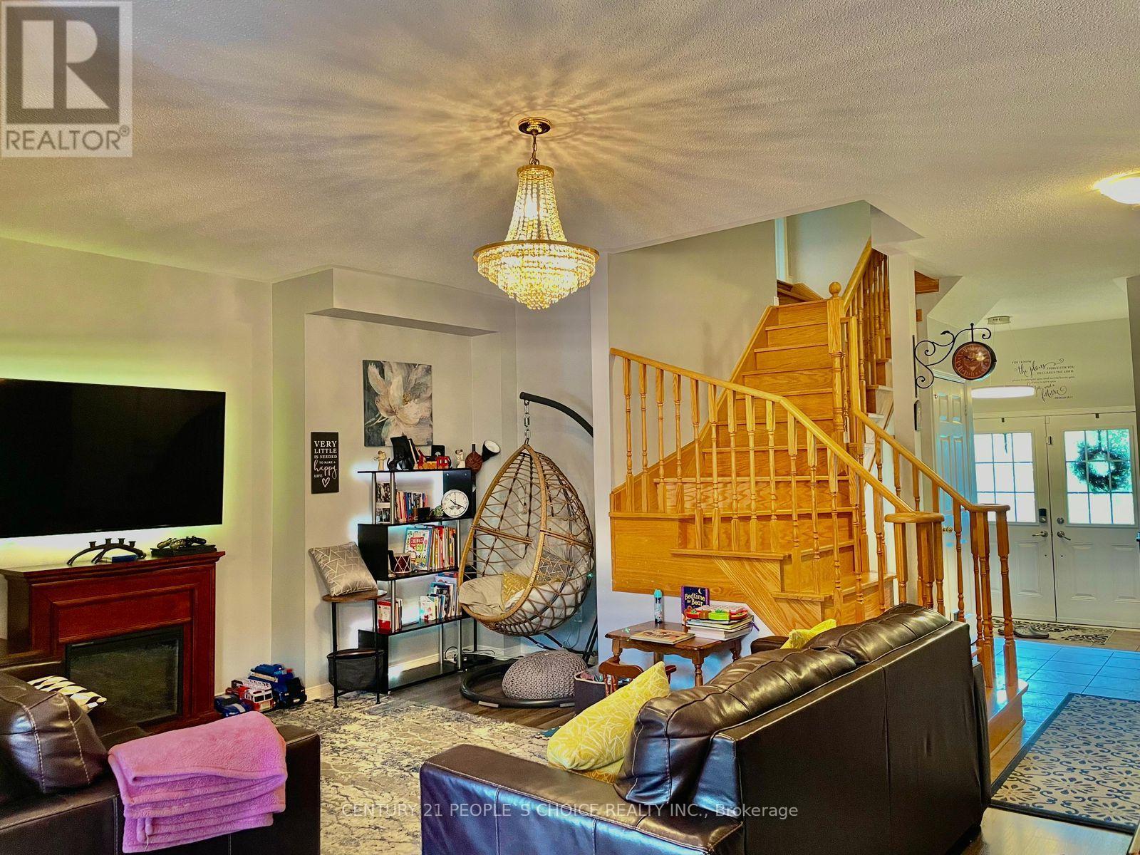 98 Niagara Trail, Halton Hills, Ontario  L7G 0A8 - Photo 6 - W13868498