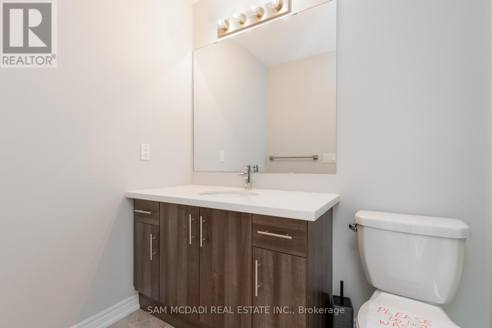 2314 Natasha Circle, Oakville, Ontario  L6M 0L1 - Photo 11 - W13868532