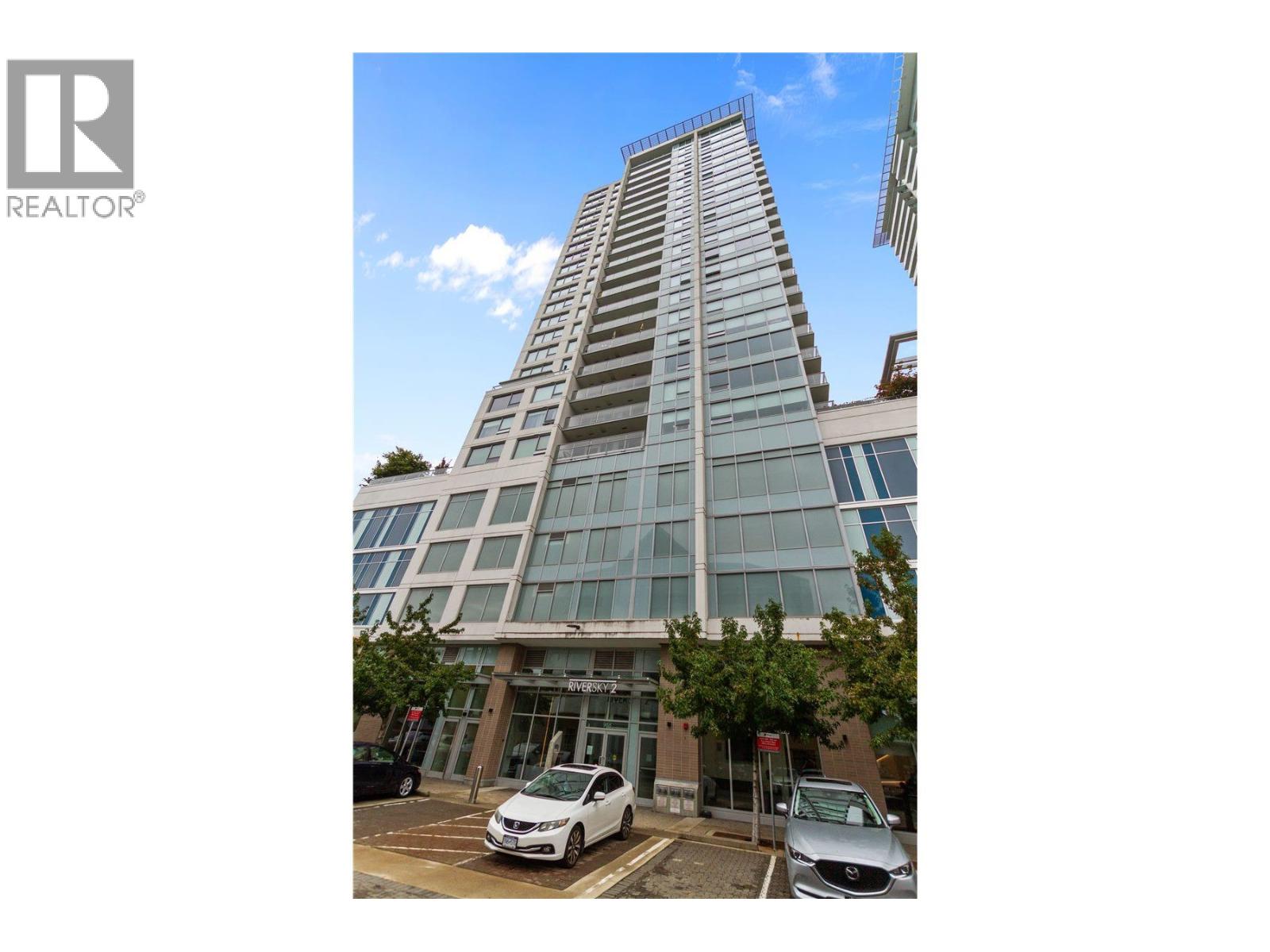 702 988 QUAYSIDE DRIVE, New Westminster, British Columbia