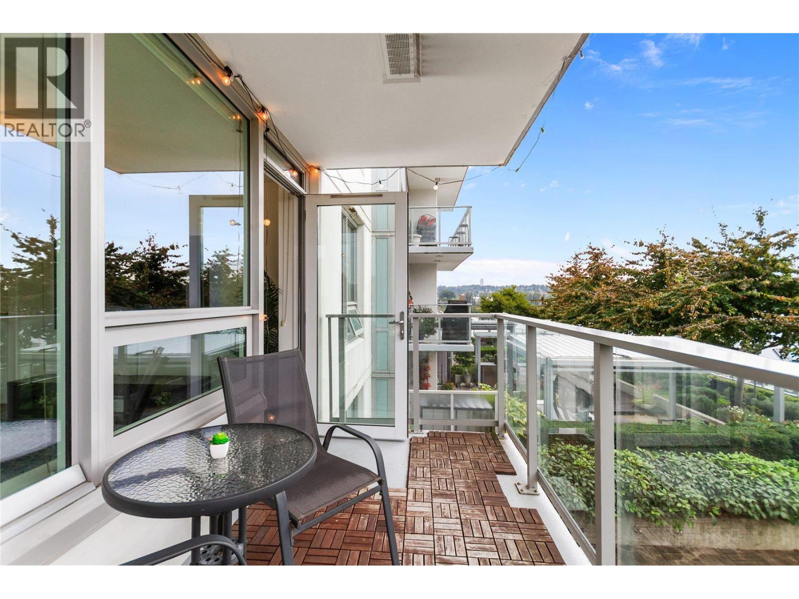 702 988 Quayside Drive, New Westminster, British Columbia  V3M 0L5 - Photo 10 - R3172278