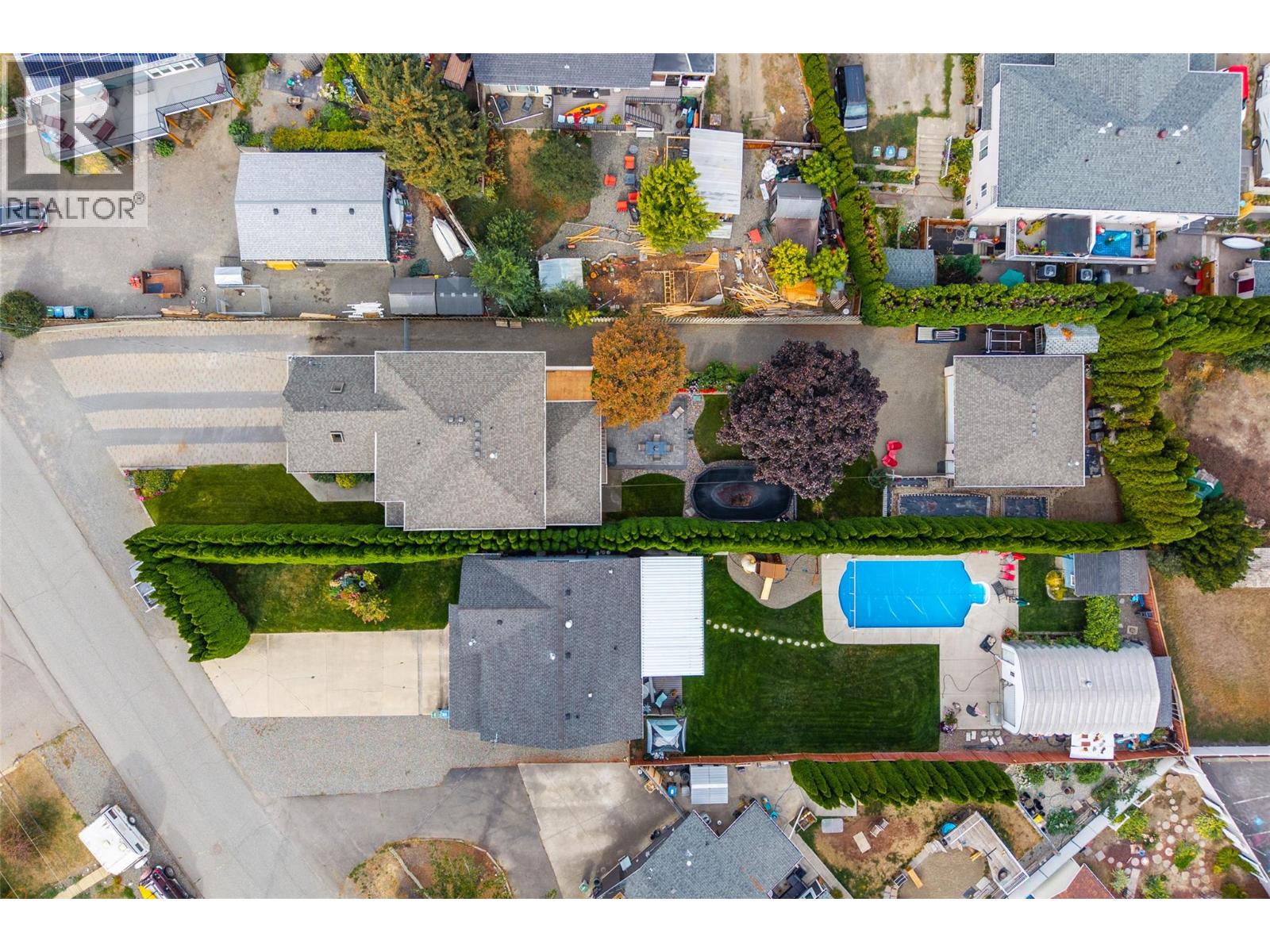 780 Huntington Drive