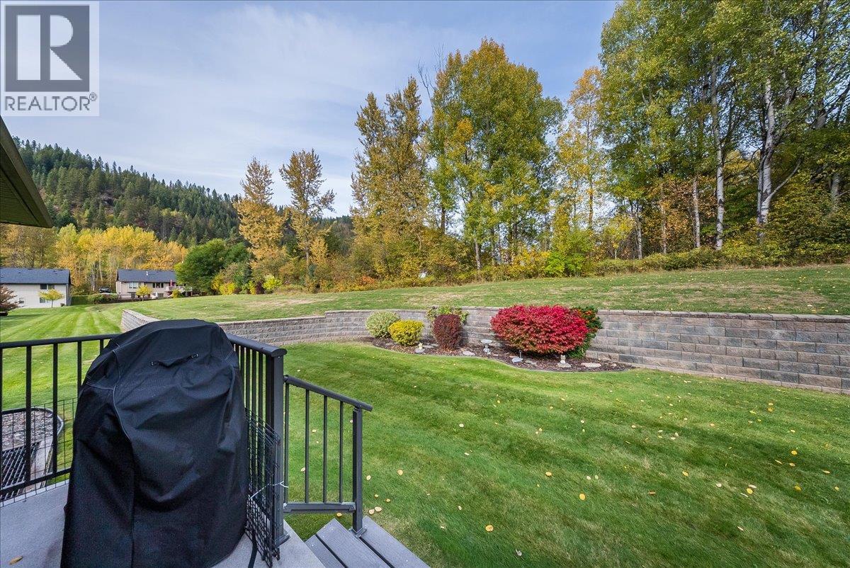 114 Mountain Side Drive, Fruitvale, British Columbia V0G 1L0 - Photo 36 - 10402592