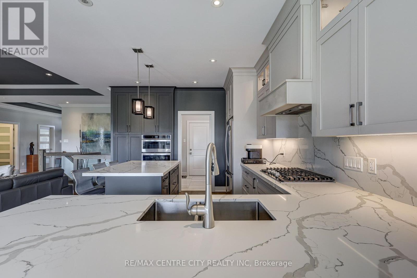 151 Robin Ridge Drive, Central Elgin, Ontario  N0L 1B0 - Photo 16 - X13868596