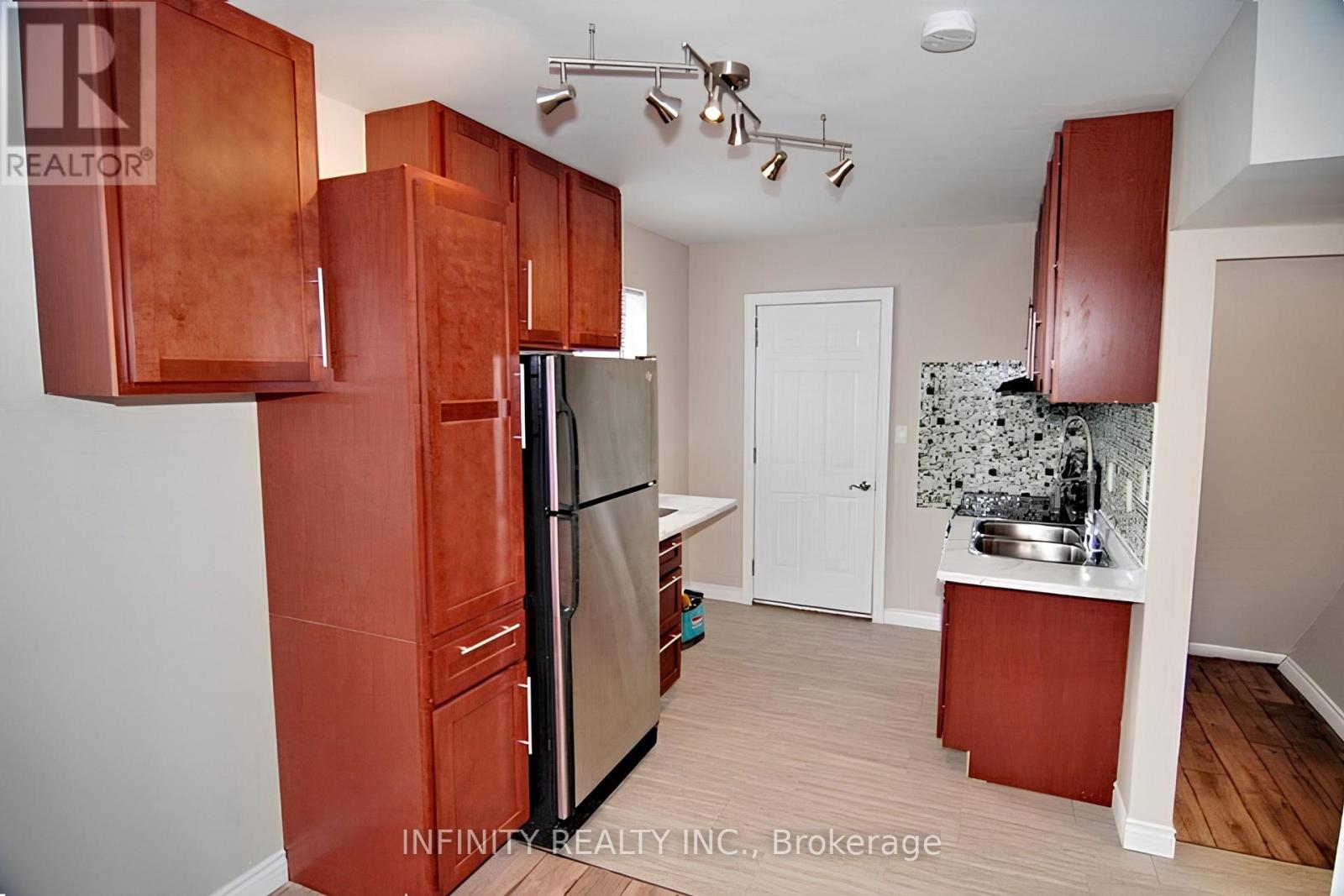 423 Wellington Avenue, Windsor, Ontario  N9A 5J3 - Photo 9 - X13868642