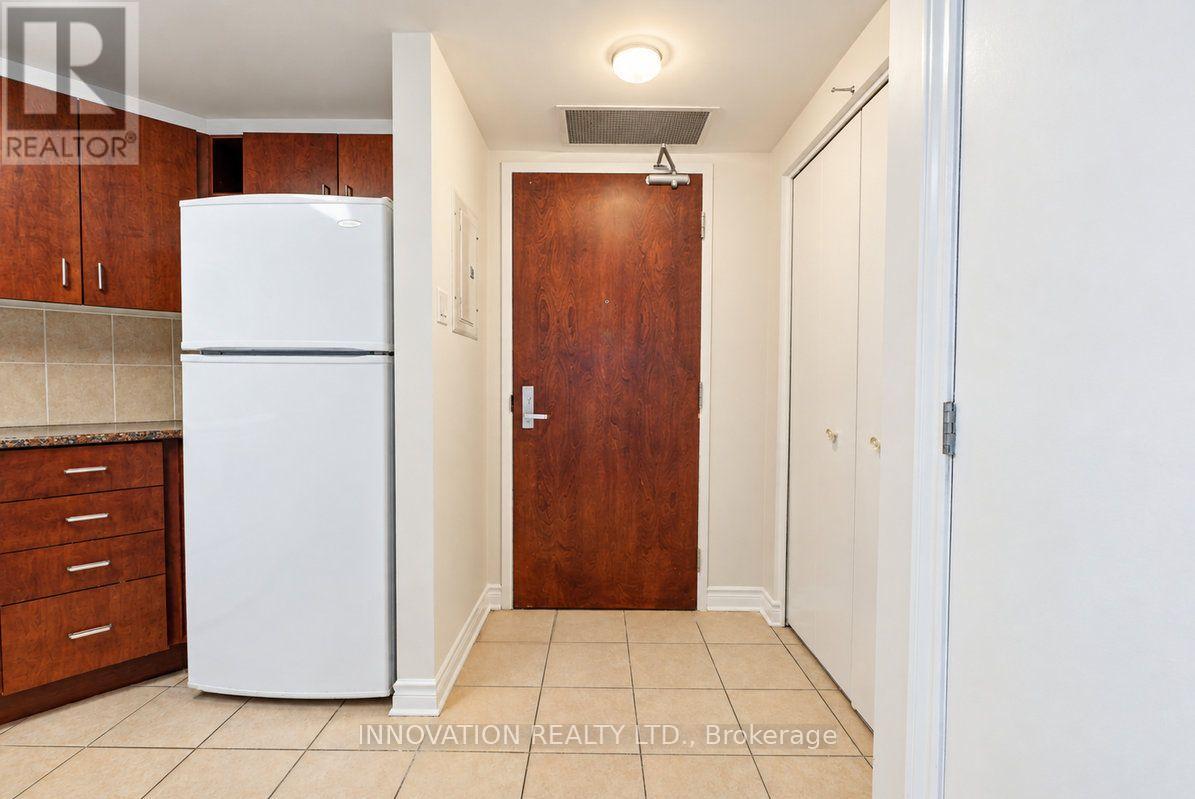 510 - 200 Rideau Street, Ottawa, Ontario  K1N 5Y1 - Photo 6 - X13868556