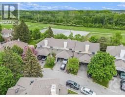 - - 84 PADDINGTON PRIVATE, Ottawa, Ontario