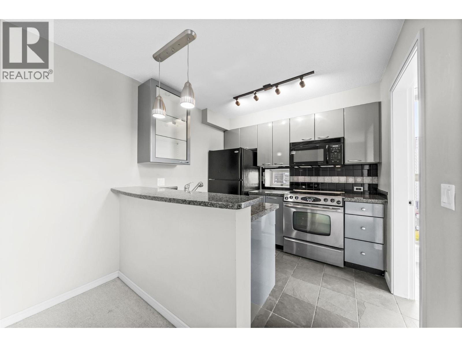 1805 1068 HORNBY STREET