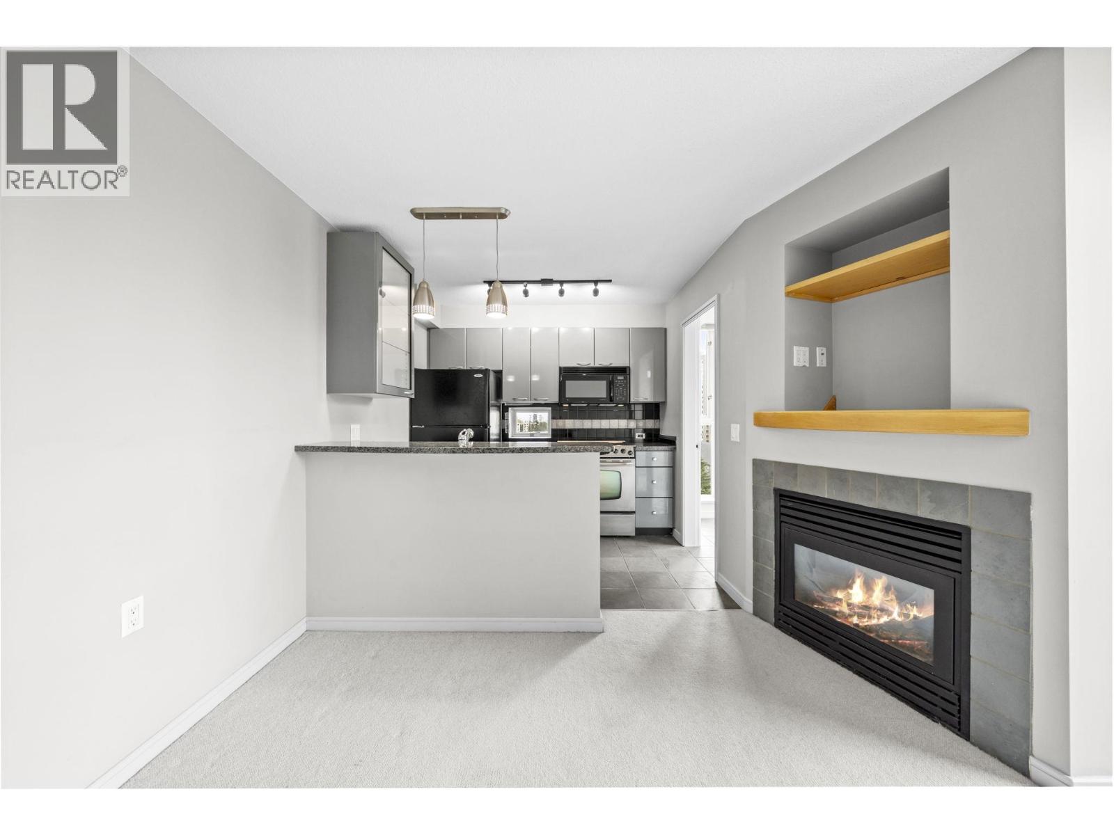 1805 1068 HORNBY STREET