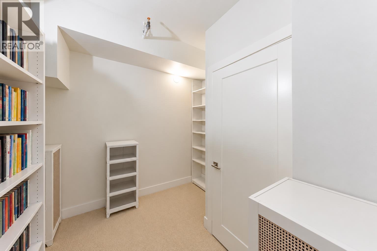 7669 GRANVILLE STREET