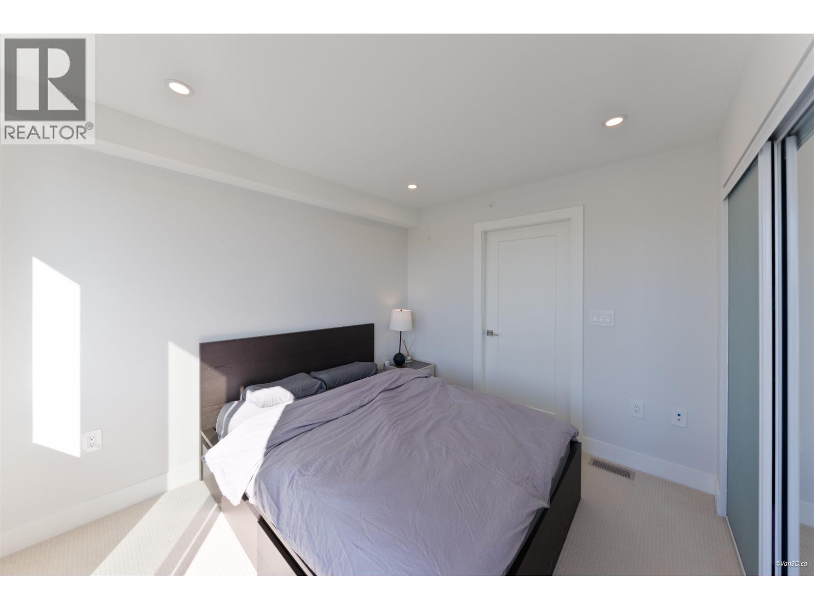 7669 GRANVILLE STREET