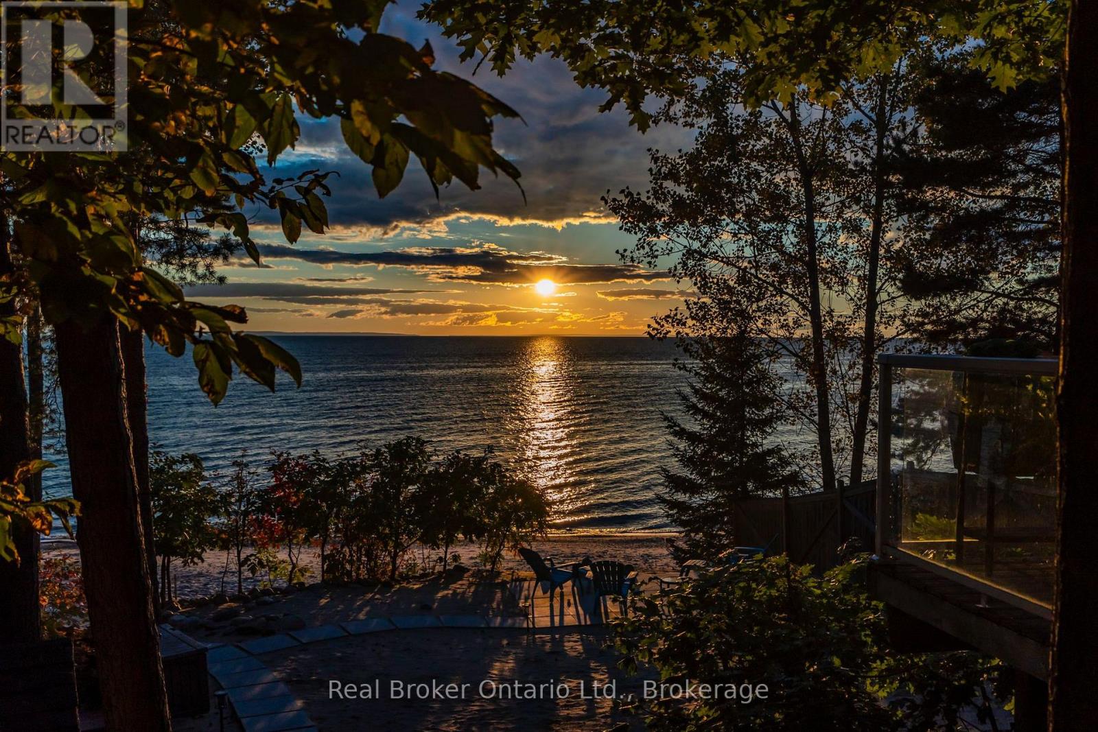 56 Belgrove Crescent, Tiny, Ontario  L0L 2J0 - Photo 4 - S13868640