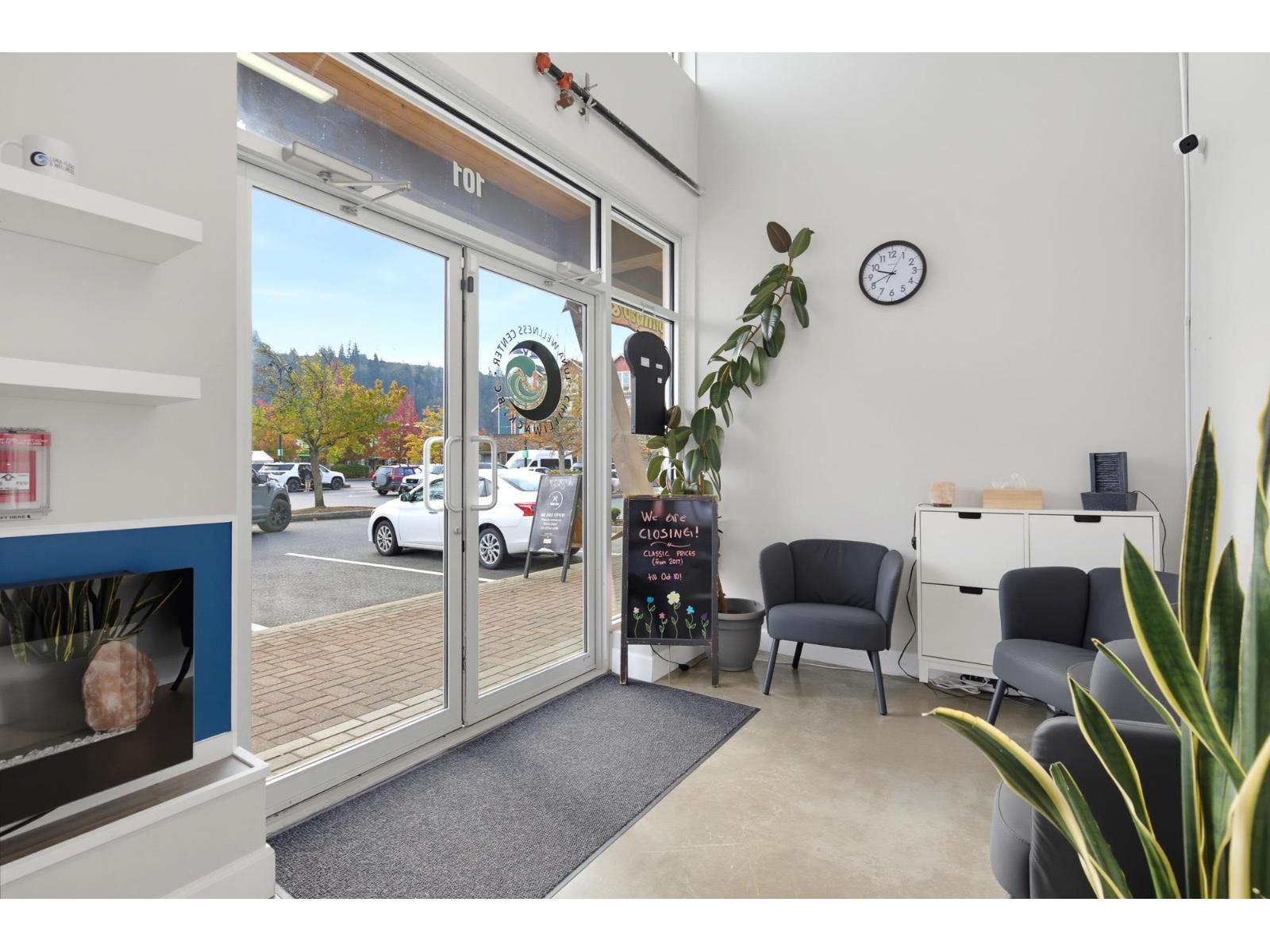101 45645 TAMIHI WAY|Garrison Crossing