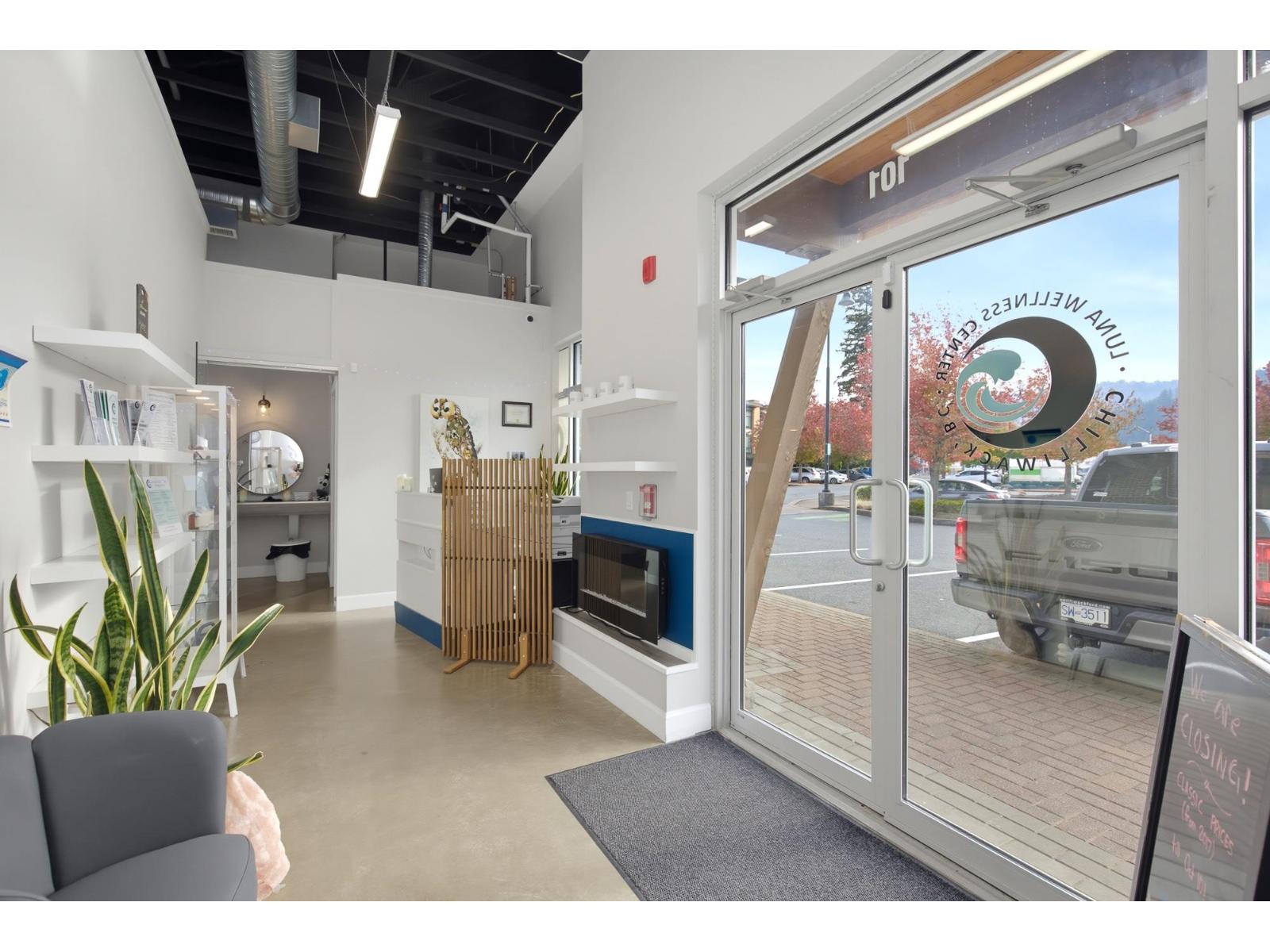 101 45645 TAMIHI WAY|Garrison Crossing