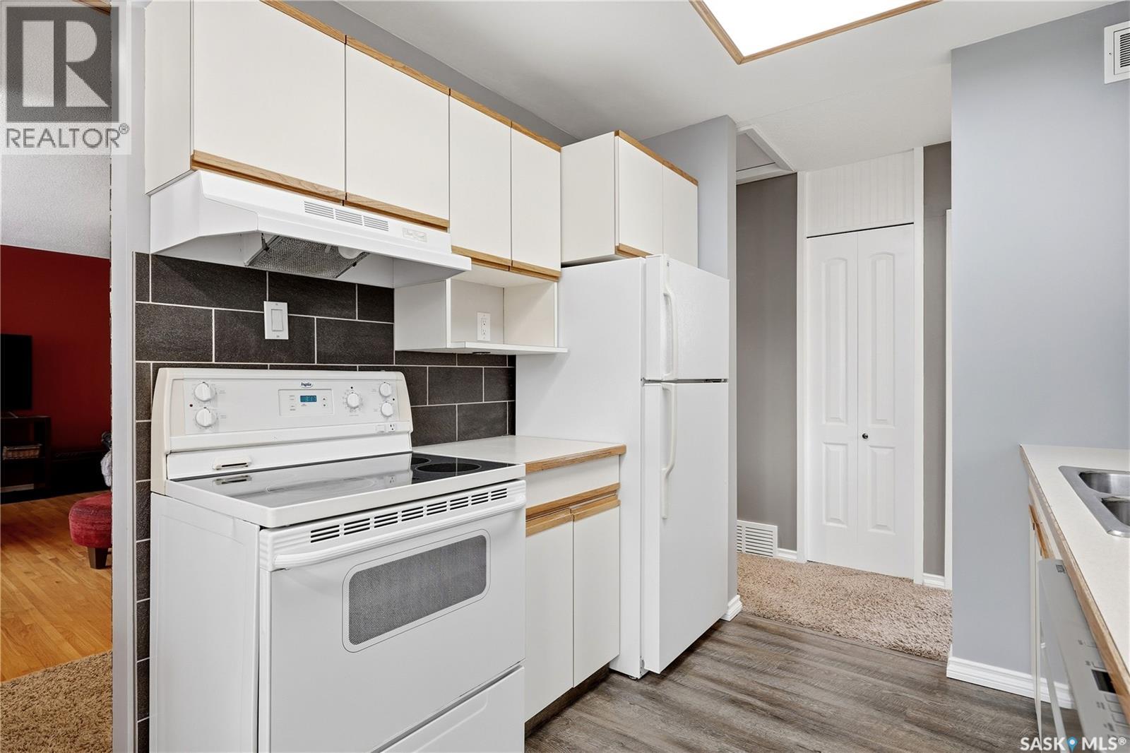 2704 5th Avenue N, Regina, Saskatchewan  S4R 0S7 - Photo 12 - SK050411