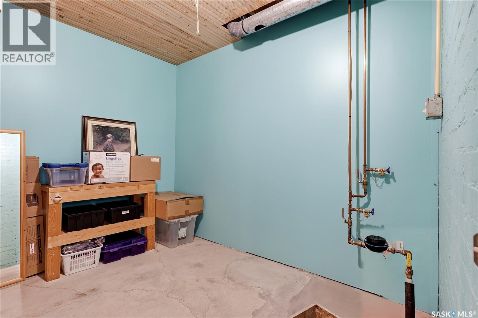 2704 5th Avenue N, Regina, Saskatchewan  S4R 0S7 - Photo 35 - SK050411